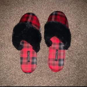 Gently used slippers 💤